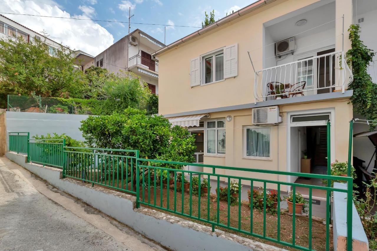 Ivan Makarska Esterno foto